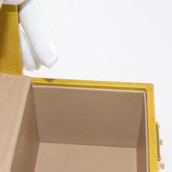 LOUIS VUITTON Monogram Vernis Bleecker Cosmetic Pouch Beige M91002 Auth BA6998 - Picture 13 of 16